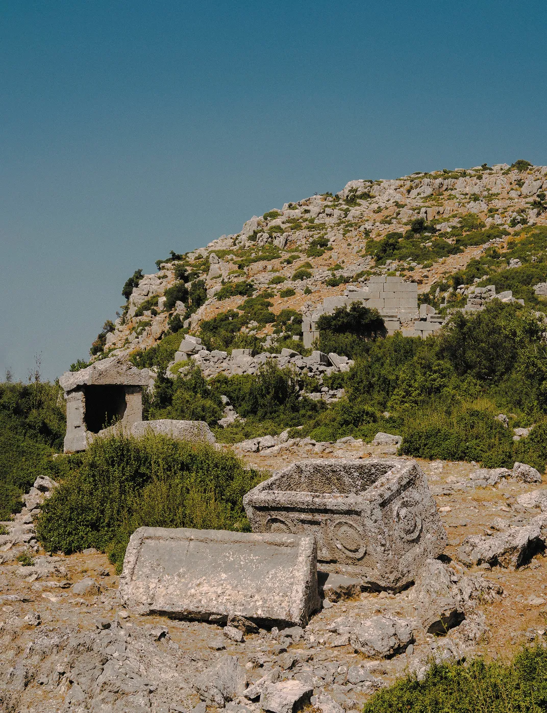 The necropolis at Ariassos.